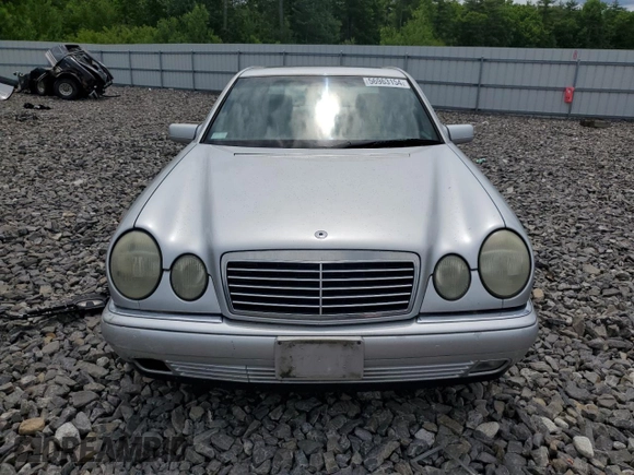 1997 Mercedes-Benz E-Class with VIN WDBJF72F7VA245827, listed as a Copart auction lot 56963154 with 63,162 mi miles and Clean Title. Bid and sale history available at carsss.com. Image 5.