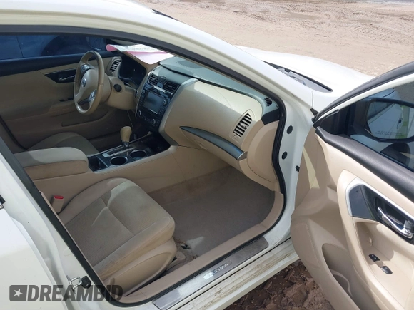 2014 Nissan Altima SL with VIN 1N4AL3AP6EN211485, listed as a IAAI auction lot 41400762 with 135,917 mi miles and . Bid and sale history available at DreamBid. Image 5.