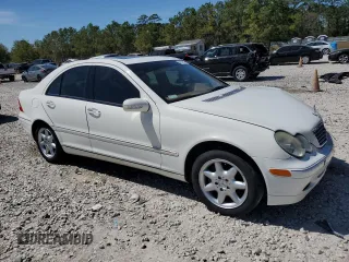 2003 Mercedes-Benz C 240 с VIN WDBRF61J03E012753, выставлен на аукционе Copart как лот 49396275 с пробегом 82 391 миль миль и Списание • Salvage title. История ставок и продаж доступна на DreamBid. Изображение 4.