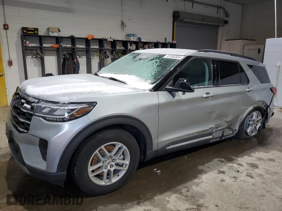 2025 Ford Explorer Active z VIN 1FMUK8DH2SGA43142, wystawiony jako Copart lot #87353534 z przebiegiem 8 355 mil mil oraz Szkoda całkowita • Salvage title. Historia ofert i sprzedaży dostępna na DreamBid. Obrazek 1.