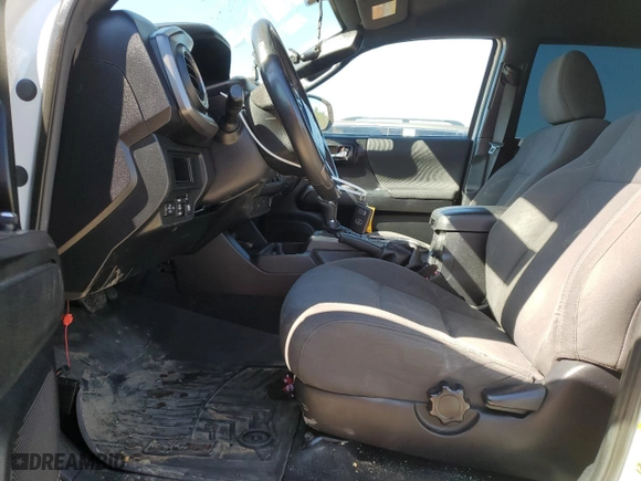 2017 Toyota Tacoma SR5 with VIN 5TFCZ5AN9HX075339, listed as a Copart auction lot 45409285 with 106,802 mi miles and Salvage Title. Bid and sale history available at carsss.com. Image 7.