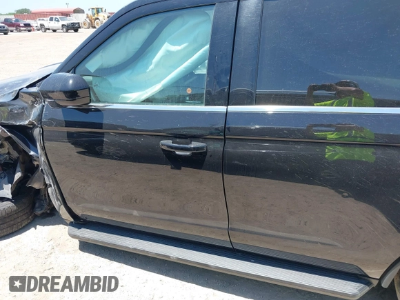 2024 Ford Expedition XLT with VIN 1FMJU1H8XREA41871, listed as a IAAI auction lot 42033644 with 44,450 mi miles. Bid and sale history available at carsss.com. Image 15.
