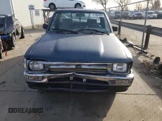 1994 Toyota Pickup DLX z VIN 4TARN81P4RZ254673, wystawiony jako Copart lot #41384465 z przebiegiem 181 534 mil mil oraz Szkoda całkowita • Salvage title. Historia ofert i sprzedaży dostępna na DreamBid. Obrazek 5.