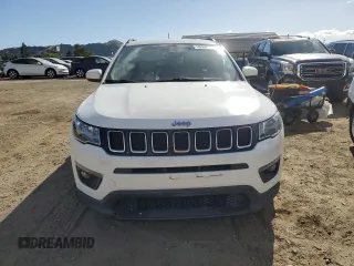2018 Jeep Compass Latitude with VIN 3C4NJCBB7JT233848, listed as a Copart auction lot 56502715 with 94,665 mi miles and Salvage title. Bid and sale history available at DreamBid. Image 5.