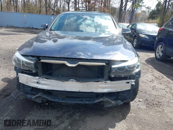 2018 BMW 3 Series 330i xDrive with VIN WBA8Z9C54JG828207, listed as a IAAI auction lot 42000931 with 73,736 mi miles. Bid and sale history available at carsss.com. Image 13.