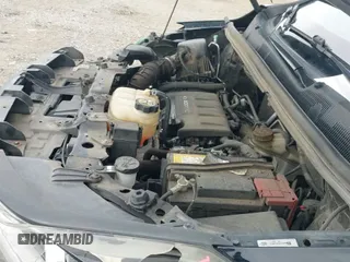 2017 Chevrolet Trax LT z VIN 3GNCJPSB7HL290616, wystawiony jako IAAI lot #43080564 z przebiegiem 131 757 mil mil oraz . Historia ofert i sprzedaży dostępna na DreamBid. Obrazek 13.