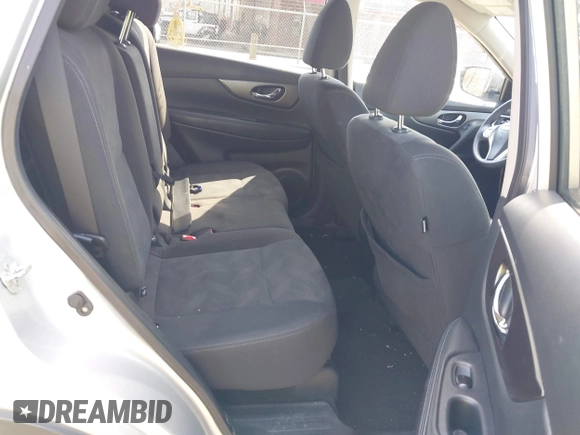 2016 Nissan Rogue SV with VIN KNMAT2MV7GP601761, listed as a IAAI auction lot 41811002 with 97,913 mi miles. Bid and sale history available at carsss.com. Image 8.