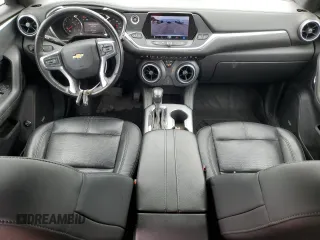 2020 Chevrolet Blazer LT z VIN 3GNKBDRS3LS705068, wystawiony jako Copart lot #51241635 z przebiegiem 46 057 mil mil oraz Szkody całkowita. Historia ofert i sprzedaży dostępna na DreamBid. Obrazek 8.