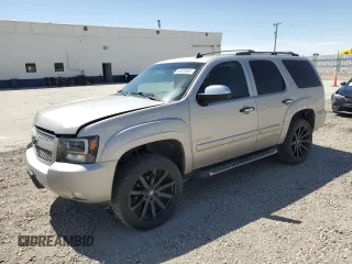 2008 Chevrolet Tahoe 3LT z VIN 1GNFK130X8R238460, wystawiony jako Copart lot #56520685 z przebiegiem 244 142 mil mil oraz Szkody całkowita. Historia ofert i sprzedaży dostępna na DreamBid. Obrazek 1.
