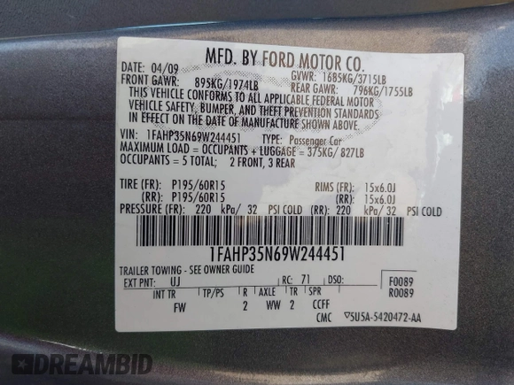 2009 Ford Focus SE with VIN 1FAHP35N69W244451, listed as a IAAI auction lot 42104982 with 199,524 mi miles. Bid and sale history available at carsss.com. Image 9.