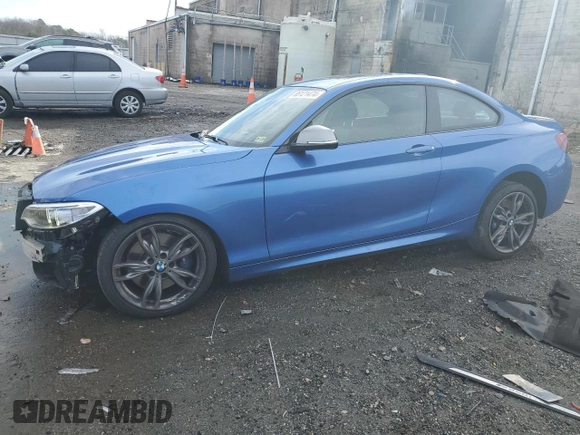 2017 BMW 2 Series M240i xDrive with VIN WBA2G3C52HV640901, listed as a Copart auction lot 85121474 with 37,965 mi miles and Salvage Title. Bid and sale history available at carsss.com. Image 1.