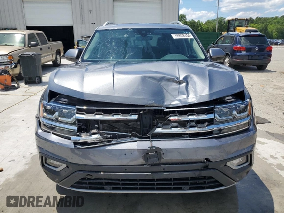 2019 Volkswagen Atlas SEL with VIN 1V2MR2CAXKC569168, listed as a Copart auction lot 55638455 with 86,582 mi miles and Salvage title. Bid and sale history available at DreamBid. Image 5.