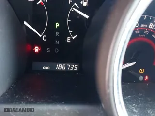2009 Toyota Highlander Limited with VIN JTEDS42A392089990, listed as a IAAI auction lot 41797493 with 186,739 mi miles. Bid and sale history available at carsss.com. Image 15.