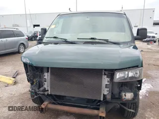 2004 Chevrolet Express Cargo Van with VIN 1GCGG25U541120927, listed as a IAAI auction lot 41279971 with 181,985 mi miles. Bid and sale history available at carsss.com. Image 12.