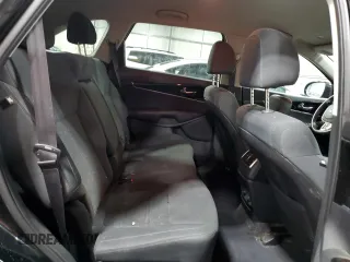 2020 Kia Sorento LX with VIN 5XYPGDA34LG637725, listed as a Copart auction lot 49082235 with 60,121 mi miles and Salvage Title. Bid and sale history available at DreamBid. Image 11.