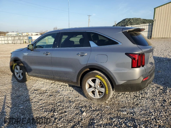 2022 Kia Sorento LX with VIN 5XYRG4LC6NG094967, listed as a Copart auction lot 48988235 with 28,521 mi miles and Salvage Title. Bid and sale history available at carsss.com. Image 2.