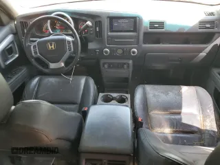 2006 Honda Ridgeline RTL z VIN 2HJYK16536H527441, wystawiony jako Copart lot #44858284 z przebiegiem 210 982 mil mil oraz Czysty tytuł • Clean title. Historia ofert i sprzedaży dostępna na DreamBid. Obrazek 8.