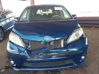 2012 Toyota Sienna SE with VIN 5TDXK3DC0CS264643, listed as a IAAI auction lot 42004082 with 118,675 mi miles. Bid and sale history available at carsss.com. Image 6.