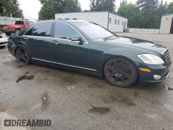 2007 Mercedes-Benz S 550 z VIN WDDNG86X07A108018, wystawiony jako Copart lot #57349965 z przebiegiem Nie podano mil oraz Czysty tytuł • Clean title. Historia ofert i sprzedaży dostępna na DreamBid. Obrazek 4.