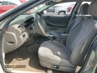 2006 Dodge Stratus SXT z VIN 1B3EL46X16N265578, wystawiony jako Copart lot #71348114 z przebiegiem 109 912 mil mil oraz Szkody całkowita. Historia ofert i sprzedaży dostępna na DreamBid. Obrazek 7.