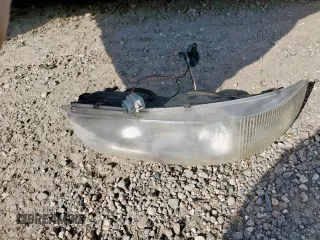 1999 Buick LeSabre Limited z VIN 1G4HR52K1XH501474, wystawiony jako Copart lot #59096715 z przebiegiem 122 857 mil mil oraz Szkoda całkowita • Salvage title. Historia ofert i sprzedaży dostępna na DreamBid. Obrazek 12.
