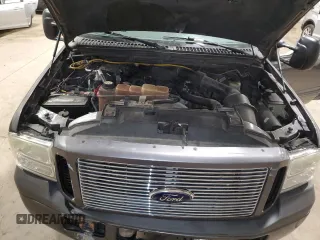 2003 Ford F-250 XL с VIN 1FTNW21LX3EA89107, выставлен на аукционе Copart как лот 86303784 с пробегом 134 438 миль миль и Списание • Salvage title. История ставок и продаж доступна на DreamBid. Изображение 11.