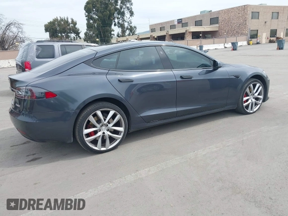 2016 Tesla Model S 90D с VIN 5YJSA1E40GF172502, выставлен на аукционе IAAI как лот 41841406 с пробегом 83 660 миль миль и . История ставок и продаж доступна на DreamBid. Изображение 4.