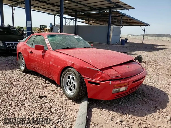 1986 Porsche 944 z VIN WP0AA0954GN154787, wystawiony jako Copart lot #47305065 z przebiegiem 73 671 mil mil oraz Szkoda całkowita • Salvage title. Historia ofert i sprzedaży dostępna na DreamBid. Obrazek 11.