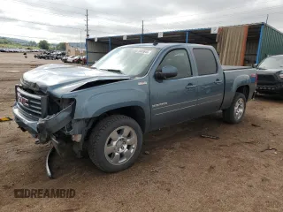2011 GMC Sierra 1500 SLE z VIN 3GTP2VE31BG356240, wystawiony jako Copart lot #58485645 z przebiegiem 110 998 mil mil oraz Szkoda całkowita • Salvage title. Historia ofert i sprzedaży dostępna na DreamBid. Obrazek 1.