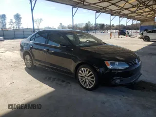 2012 Volkswagen Jetta Sedan SEL w/Sunroof with VIN 3VWLX7AJ2CM304776, listed as a Copart auction lot 86025554 with 103,784 mi miles and Salvage Title. Bid and sale history available at carsss.com. Image 4.