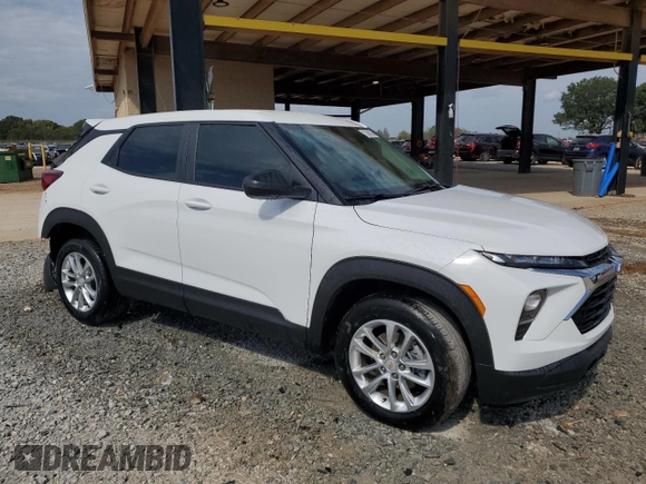 2024 Chevrolet TrailBlazer LS with VIN KL79MNSL4RB081843, listed as a Copart auction lot 72981984 with 9,332 mi miles and Salvage Title. Bid and sale history available at DreamBid. Image 4.