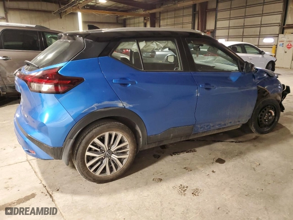2024 Nissan Kicks SV with VIN 3N1CP5CV3RL510066, listed as a Copart auction lot 43758065 with 10,286 mi miles and Salvage Title. Bid and sale history available at carsss.com. Image 3.
