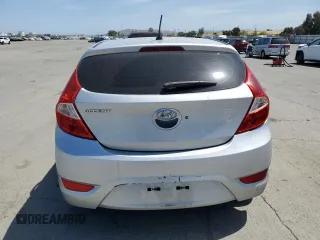 2012 Hyundai Accent GS z VIN KMHCT5AE5CU043401, wystawiony jako Copart lot #54166745 z przebiegiem 203 997 mil mil oraz Szkoda całkowita • Salvage title. Historia ofert i sprzedaży dostępna na DreamBid. Obrazek 6.
