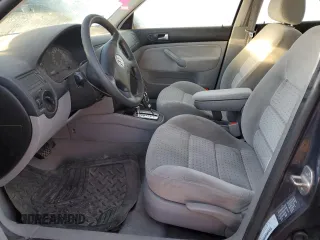 2000 Volkswagen Jetta GLS z VIN 3VWSA29M7YM057356, wystawiony jako Copart lot #76960844 z przebiegiem 299 410 mil mil oraz Szkoda całkowita • Salvage title. Historia ofert i sprzedaży dostępna na DreamBid. Obrazek 7.