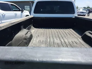 2011 Ford F-250 XL with VIN 1FT7W2BT7BEC63768, listed as a IAAI auction lot 42833330 with 293,135 mi miles and . Bid and sale history available at DreamBid. Image 3.