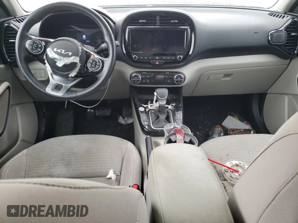 2022 Kia Soul EX with VIN KNDJ33AU5N7165958, listed as a Copart auction lot 79633714 with 24,582 mi miles and Salvage Title. Bid and sale history available at carsss.com. Image 8.