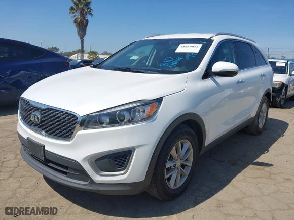 2017 Kia Sorento LX with VIN 5XYPG4A36HG239181, listed as a IAAI auction lot 41860972 with 103,588 mi miles. Bid and sale history available at carsss.com. Image 17.