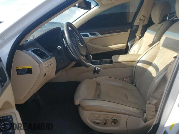 2015 Hyundai Genesis 3.8L z VIN KMHGN4JE2FU031619, wystawiony jako Copart lot #54696515 z przebiegiem 131 465 mil mil oraz Szkoda całkowita • Salvage title. Historia ofert i sprzedaży dostępna na DreamBid. Obrazek 7.