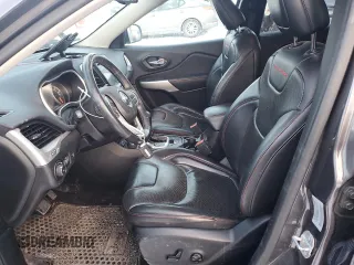 2017 Jeep Cherokee Trailhawk L Plus with VIN 1C4PJMBS2HD228037, listed as a Copart auction lot 41365075 with 84,479 mi miles and Salvage Title. Bid and sale history available at carsss.com. Image 7.