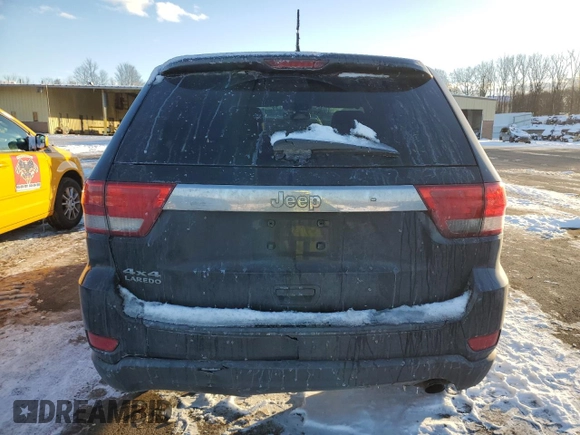 2011 Jeep Grand Cherokee Laredo with VIN 1J4RR4GGXBC669413, listed as a Copart auction lot 41730255 with 215,437 mi miles and Clean Title. Bid and sale history available at carsss.com. Image 6.