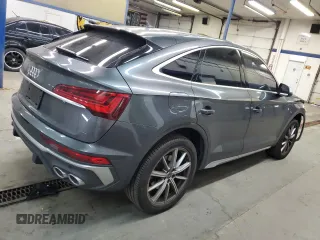 2022 Audi SQ5 Sportback Premium Plus z VIN WA124AFY3N2106433, wystawiony jako Copart lot #43756965 z przebiegiem 21 634 mil mil oraz Szkoda całkowita • Salvage title. Historia ofert i sprzedaży dostępna na DreamBid. Obrazek 3.