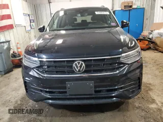 2022 Volkswagen Tiguan SE R-Line Black with VIN 3VV8B7AX8NM102055, listed as a Copart auction lot 47085015 with 20,007 mi miles and Salvage Title. Bid and sale history available at DreamBid. Image 5.