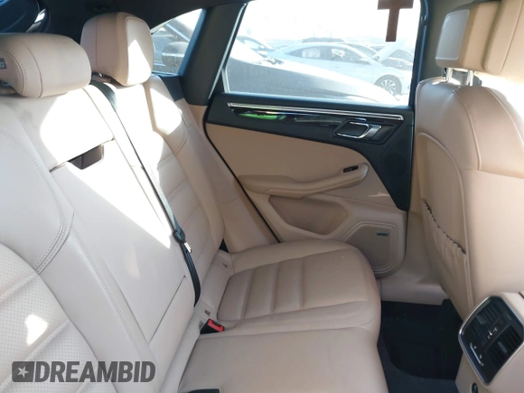 2022 Porsche Macan with VIN WP1AA2A53NLB01500, listed as a IAAI auction lot 41031126 with 25,618 mi miles and . Bid and sale history available at DreamBid. Image 8.