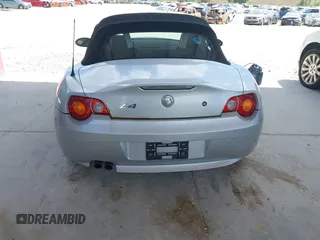 2004 BMW Z4 2.5i with VIN 4USBT33454LS48551, listed as a IAAI auction lot 42160622 with 139,752 mi miles and . Bid and sale history available at DreamBid. Image 6.