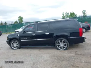 2011 Cadillac Escalade ESV Premium with VIN 1GYS4JEF6BR302370, listed as a IAAI auction lot 42519049 with 169,002 mi miles and . Bid and sale history available at DreamBid. Image 14.