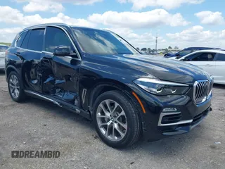 2019 BMW X5 xDrive40i with VIN 5UXCR6C59KLL23735, listed as a IAAI auction lot 41999791 with 31,072 mi miles. Bid and sale history available at carsss.com. Image 1.