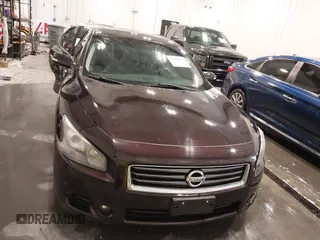 2014 Nissan Maxima SV z VIN 1N4AA5AP5EC910605, wystawiony jako IAAI lot #42082685 z przebiegiem 83 628 mil mil oraz . Historia ofert i sprzedaży dostępna na DreamBid. Obrazek 13.