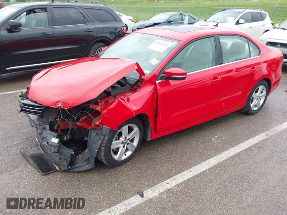 2014 Volkswagen Jetta TDI w/Premium/Nav with VIN 3VWLL7AJ4EM383351, listed as a IAAI auction lot 42424074 with 66,824 mi miles and . Bid and sale history available at DreamBid. Image 19.
