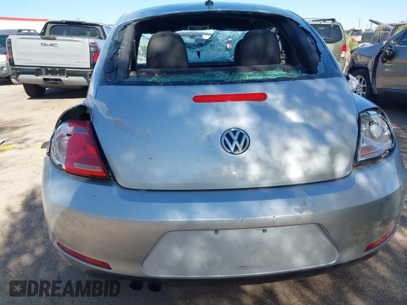 2013 Volkswagen Beetle Entry с VIN 3VWFP7AT6DM669039, выставлен на аукционе IAAI как лот 42057732 с пробегом 58 552 миль миль и . История ставок и продаж доступна на DreamBid. Изображение 15.