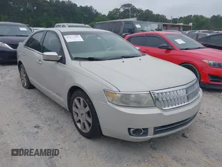2007 Lincoln MKZ z VIN 3LNHM26TX7R620946, wystawiony jako IAAI lot #42133492 z przebiegiem 276 476 mil mil oraz . Historia ofert i sprzedaży dostępna na DreamBid. Obrazek 1.
